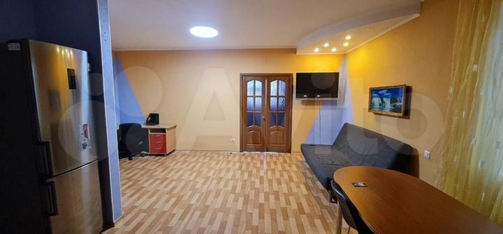 2-к. квартира, 70 м², 4/10 эт.
