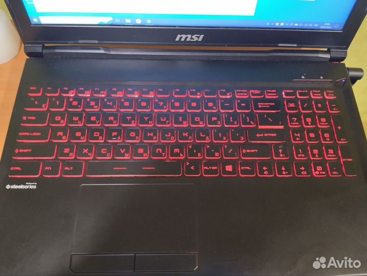 Игровой ноутбук MSI MS-16P6