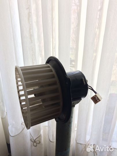 Двигатель печки газ 31105