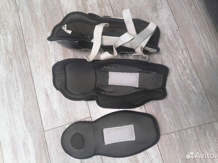 Щитки хоккейные Mega, размер 11