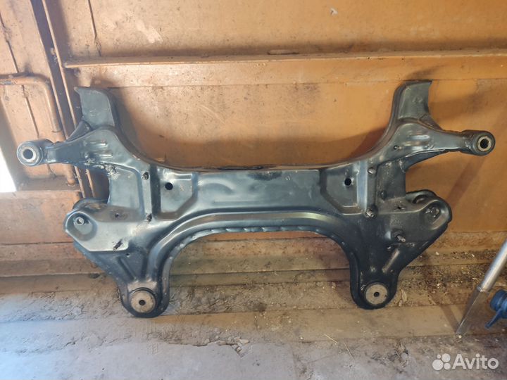 Передний подрамник Chevrolet Aveo T250