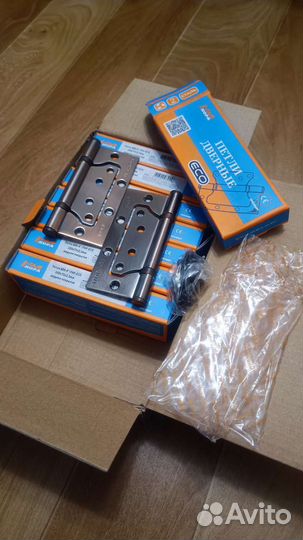 Петли (дверные)