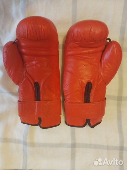 Боксерские перчатки 12 oz