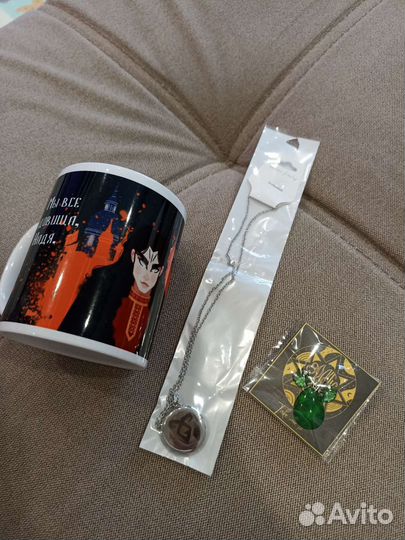 Книжный мерч