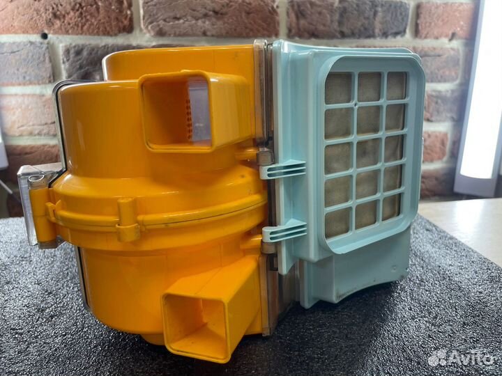 Пылесос LG Kompressor VC731 на запчасти