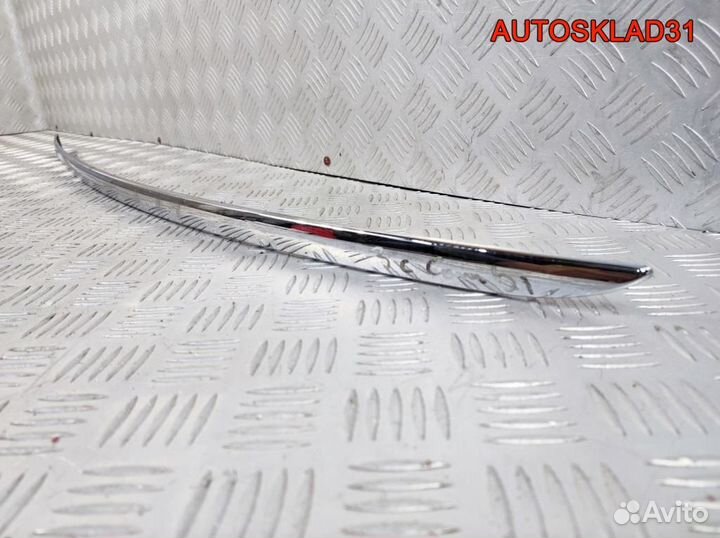 Молдинг крышки багажника VW Passat B6 Универсал