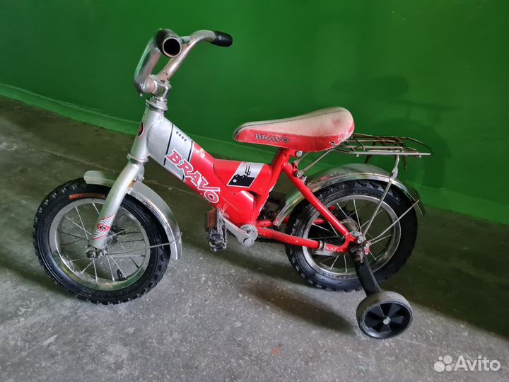 Детский трехколесный велосипед бу