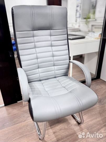 Компьютерное кресло