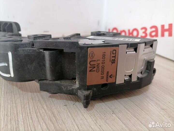 Педаль газа Renault Fluence
