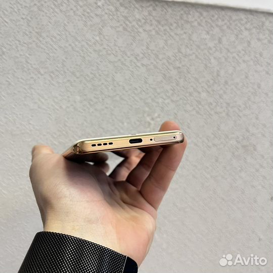 realme 11 Pro, 8/128 ГБ