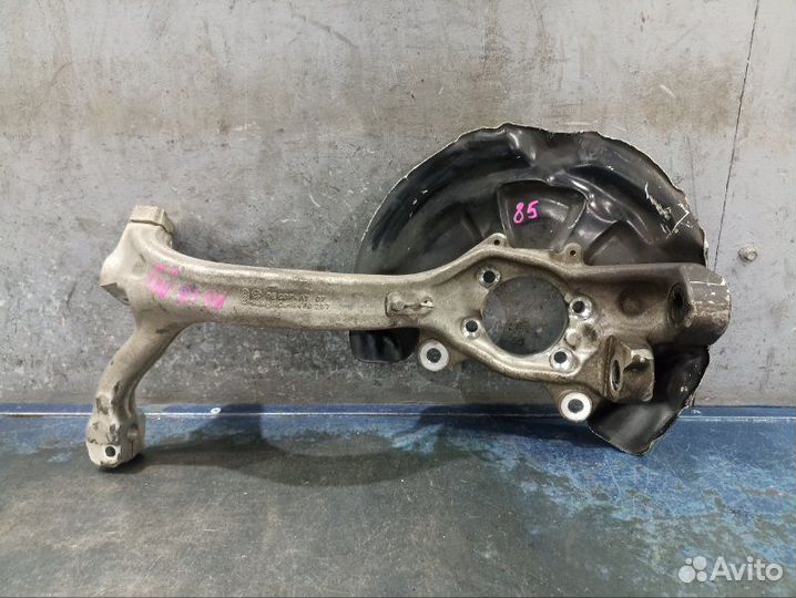 Кулак поворотный передний левый Audi A6 C6