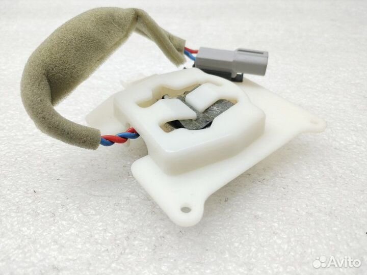 Динамик высокочастотный задний левый Land Rover