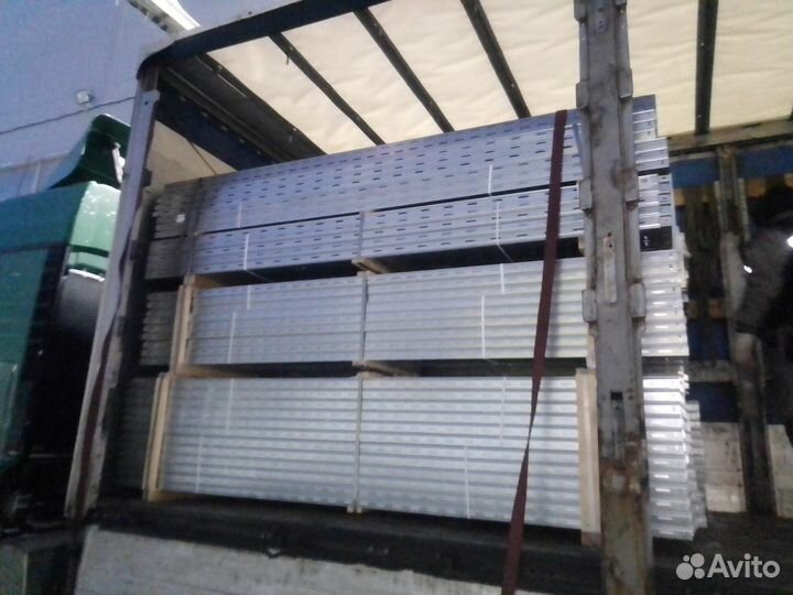 Лоток глухой,лоток перфорированный,крышка