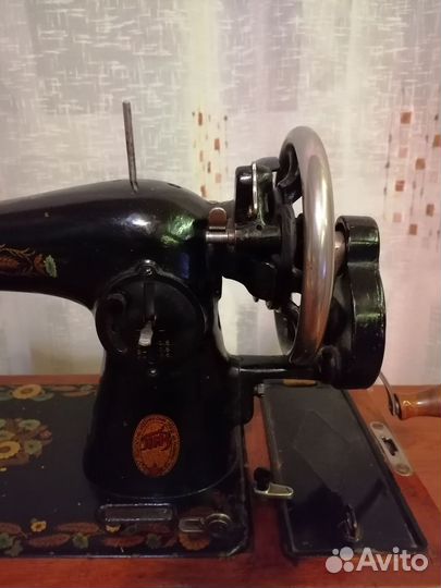 Швейная машина Подольск ручная