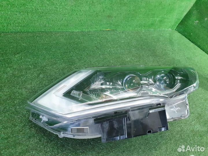 Фара левая Nissan X-Trail