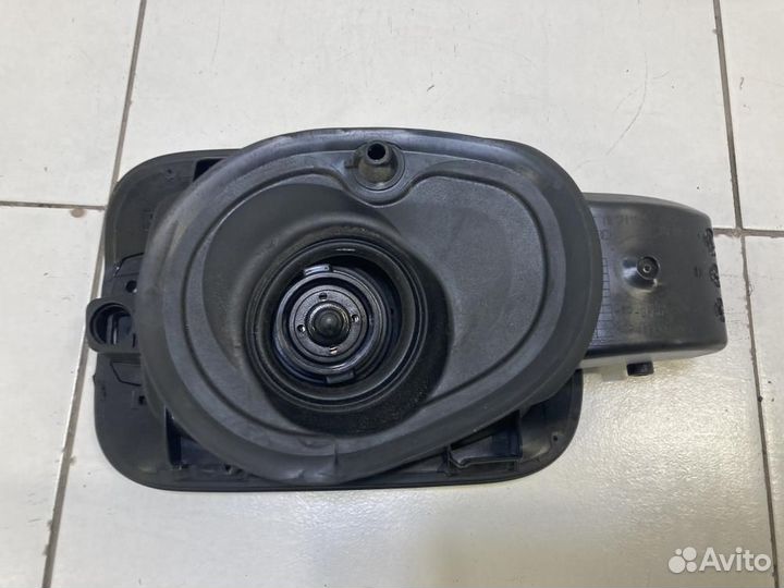 Лючок бензобака Audi A5 8T 8TA