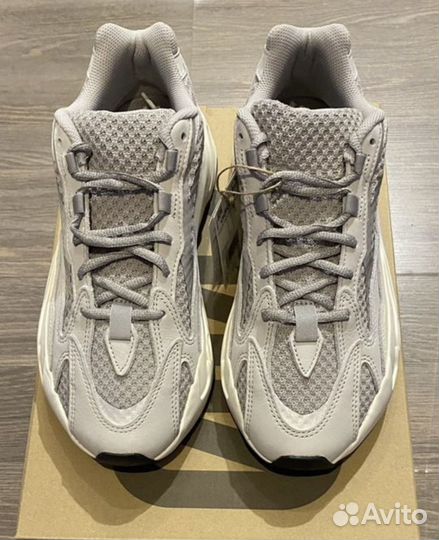 Adidas Yeezy Boost 700 V2 Static