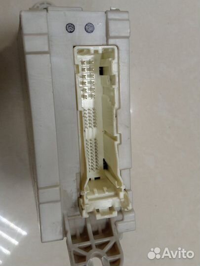 Блок предохранителей Lexus Ls460 USF40 1urfse 2007