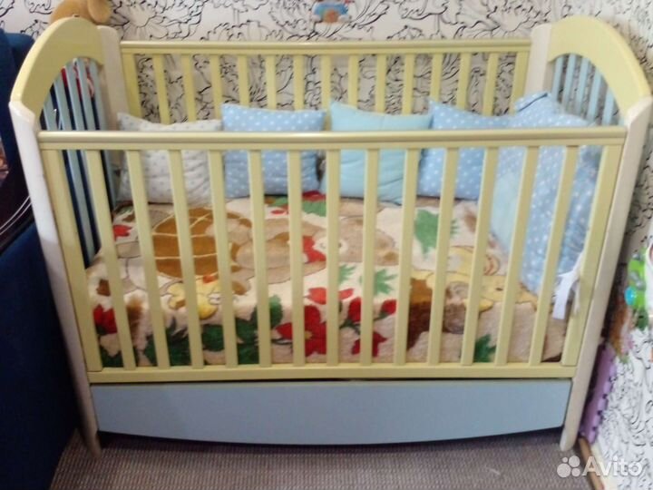 Детская кроватка с комодом набор pali