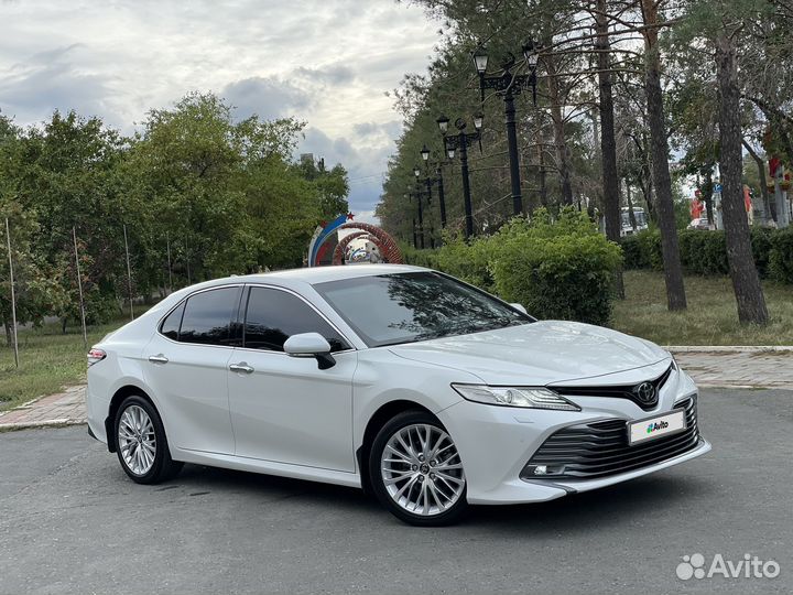 Toyota Camry, 2019