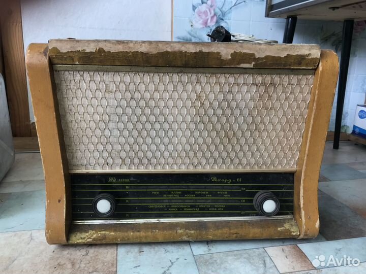 Радиола рекорд 61