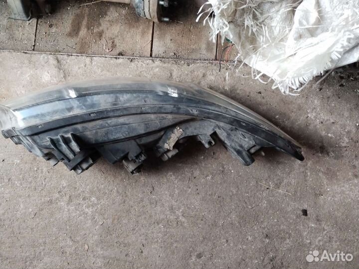 Kia cerato 2012 фара правая