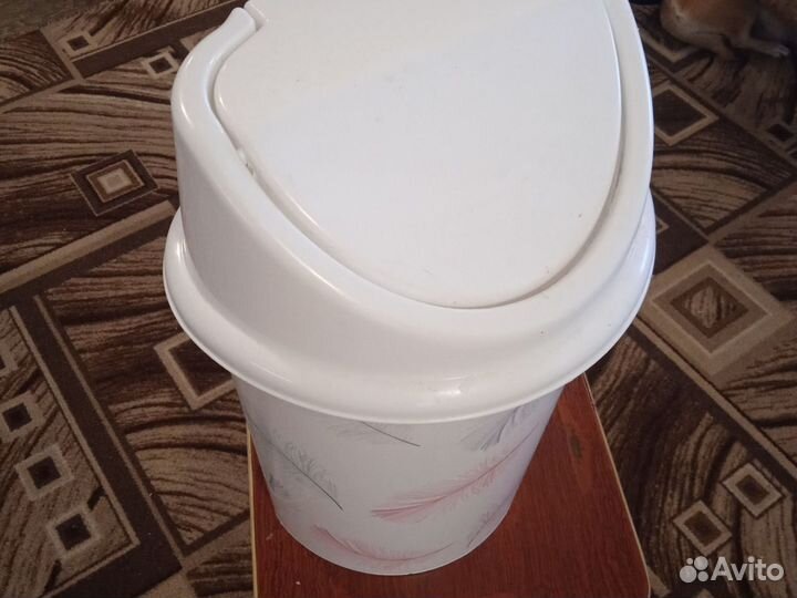 Мусорное ведро