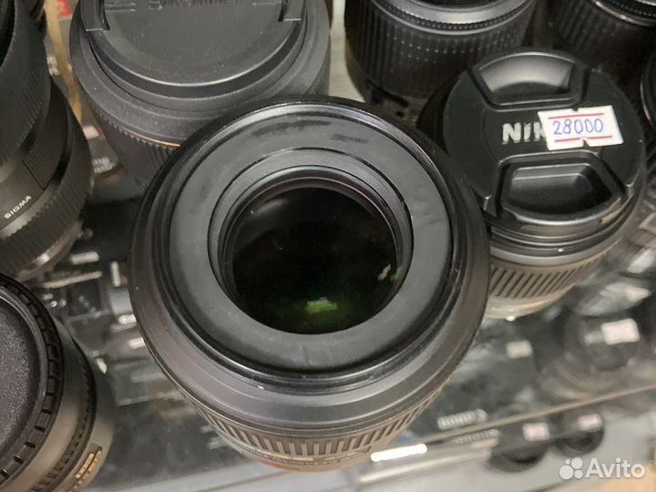 Макро Nikon AF-S 105/2.8G VR Micro