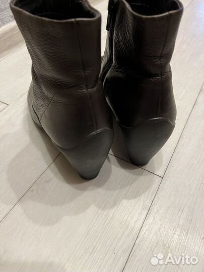 Полусапоги, ботинки, ботильены ecco