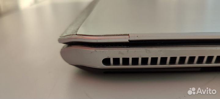 Ноутбук HP Pavilion m6-1060er