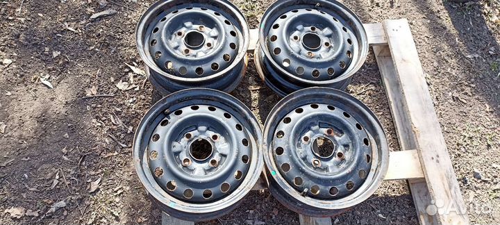 Диски r14 на Ниссан Альмера