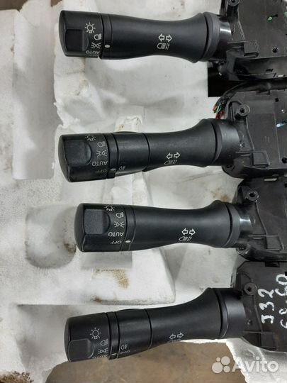 Переключатель поворота Nissan