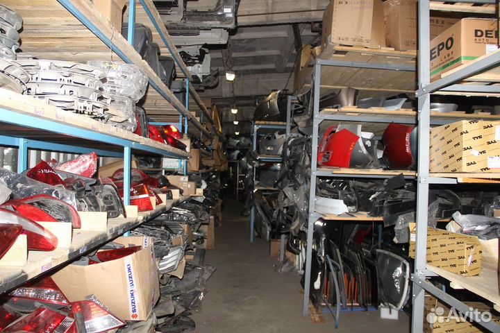 Фара правая Ford Focus II 05-08