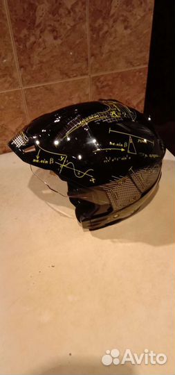 Мотошлем новый