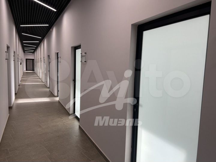 Офис 200 м. до метро