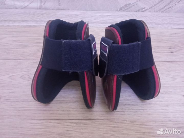 Ногавки для лошади