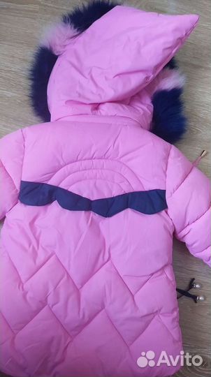 Зимняя куртка новая на девочку