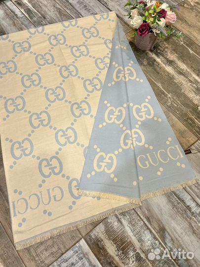 Кашемировый палантин Gucci голубой двухсторонний