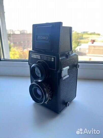 Плёночный фотоаппарат Любитель 166 b
