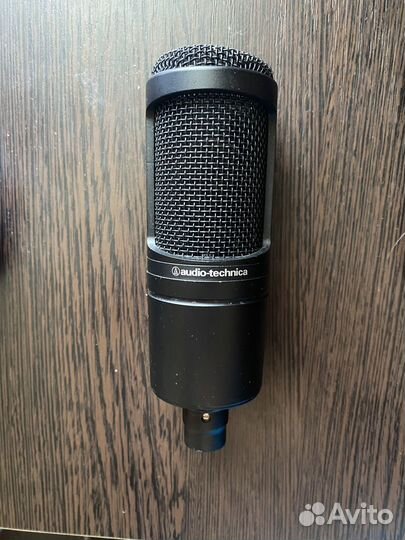 Студийный микрофон Audio Technica AT2020