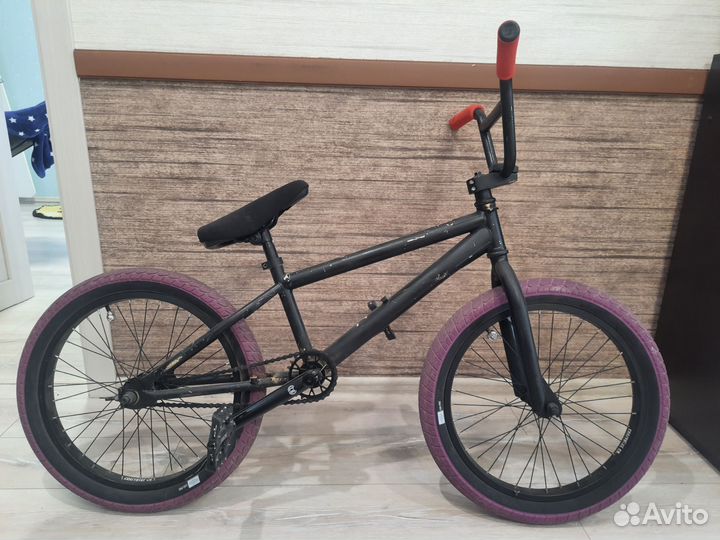 Трюковой велосипед bmx