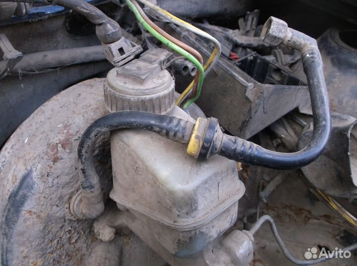 Бачок тормозной жидкости опель opel vectra
