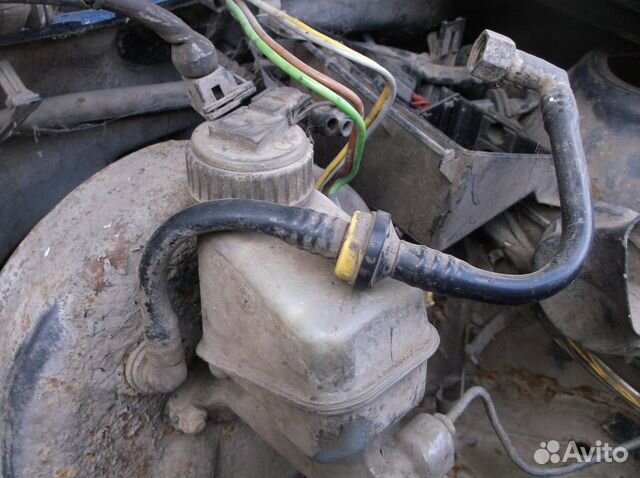 Бачок тормозной жидкости опель opel vectra