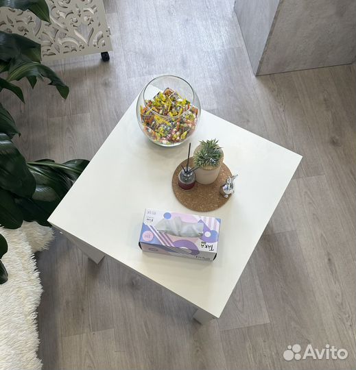 Журнальный стол