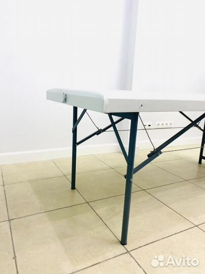 Массажный стол