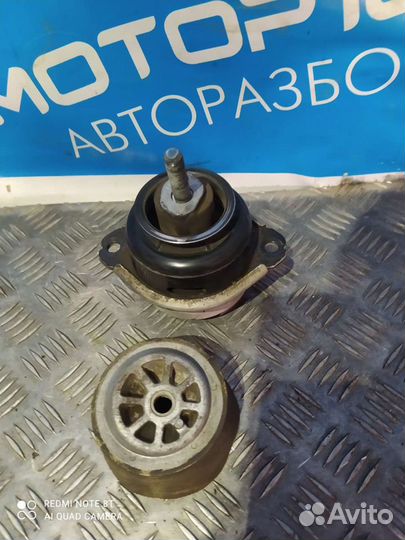 Подушка двигателя Audi Q7 / Ауди Ку7 / Audi Q7. В