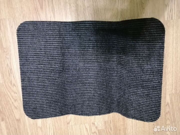 Коврик под дверь