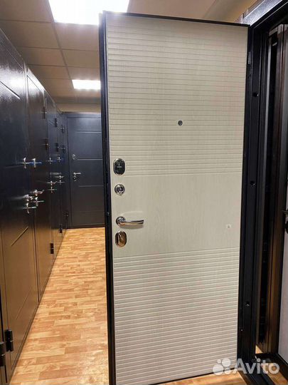 Дверь металлическая