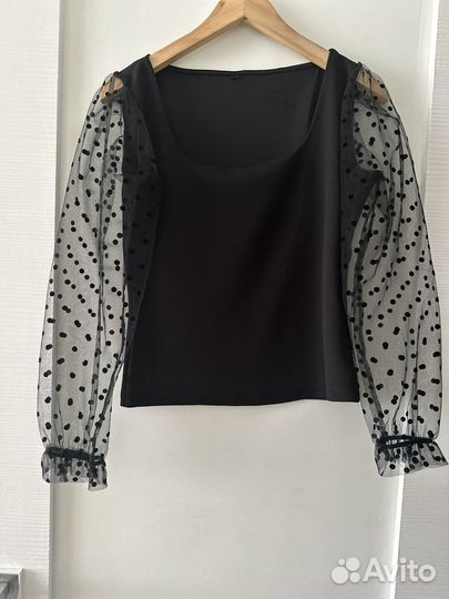 Блузка с воланами сеткой