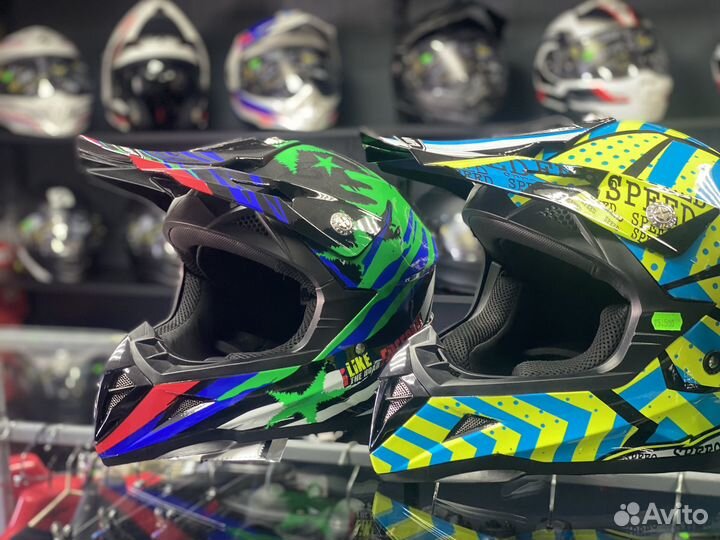 Кроссовый шлем